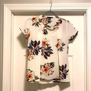 Small Staccato Floral Top